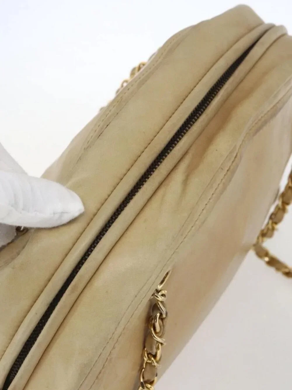 CHANEL Chain Shoulder Bag Lamb Skin Beige Gold CC Auth 165944